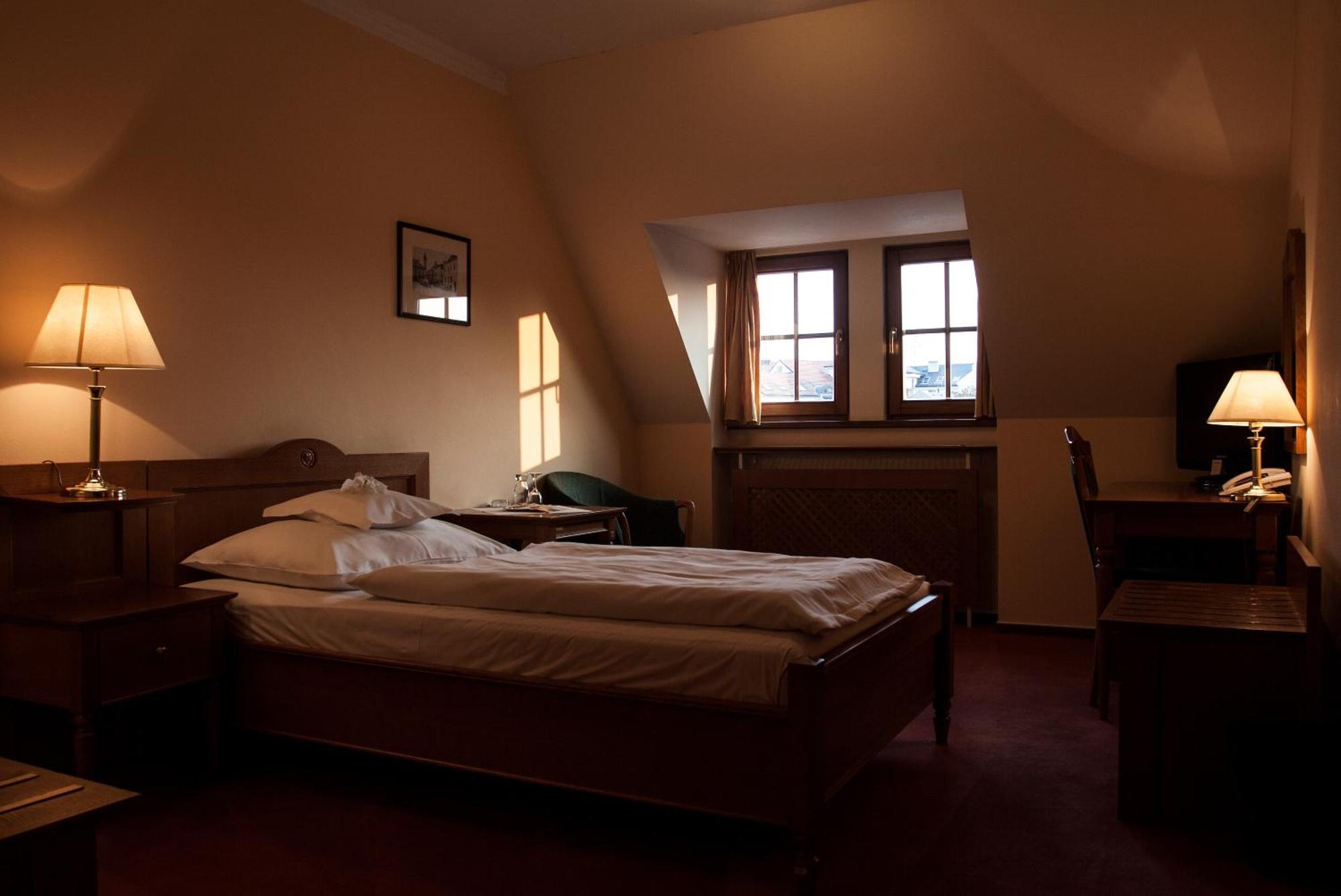 Hotel Slunce Uherské Hradiště Esterno foto
